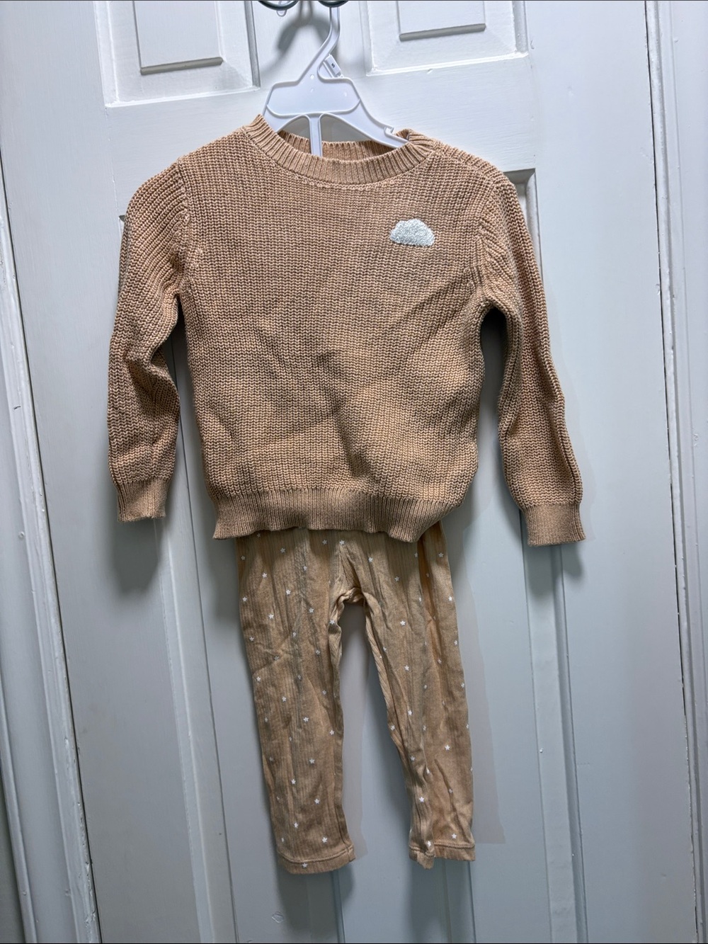 Target Kids Matching Set Tan Sweater and Tan Star Leggings
